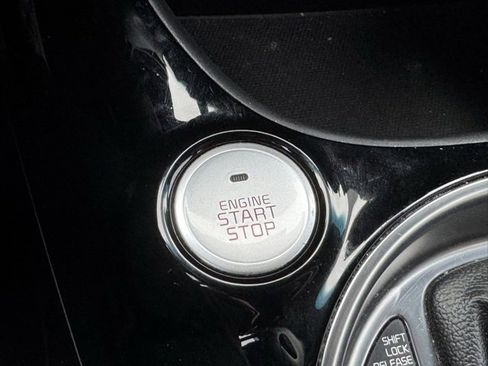 Used 2015 Kia Soul ! w/ Sun & Sound Package image 27