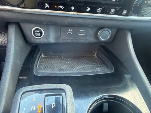 Used 2021 Nissan Rogue SV w/ Premium Package AWD/4WD image 20