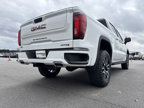 Used 2021 GMC Sierra 1500 AT4 w/ AT4 Premium Package image 10