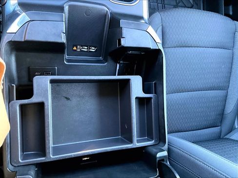 Used 2024 Chevrolet Silverado 1500 RST image 27