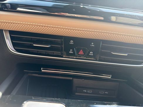 New 2026 Volkswagen Atlas Cross Sport SE AWD/4WD image 14