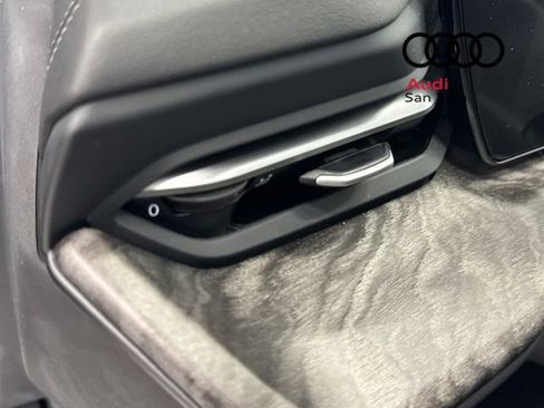 Certified 2025 Audi Q5 2.0T Premium w/ Convenience Package image 36