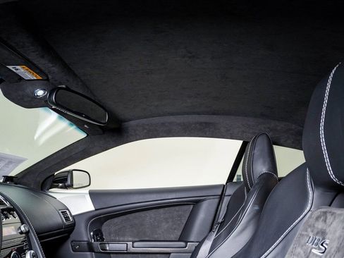 Used 2009 Aston Martin DBS Coupe image 22