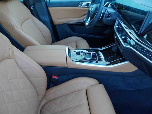 Used 2025 BMW X5 xDrive40i image 12