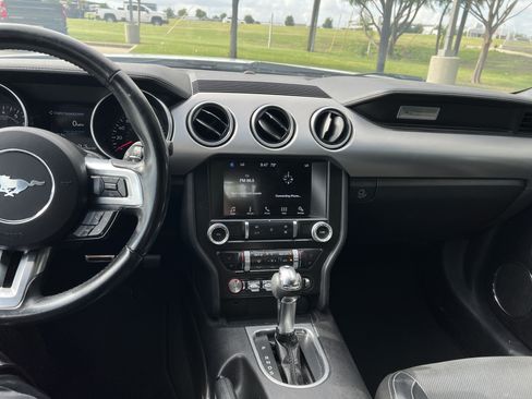 Used 2019 Ford Mustang GT Premium RWD image 24