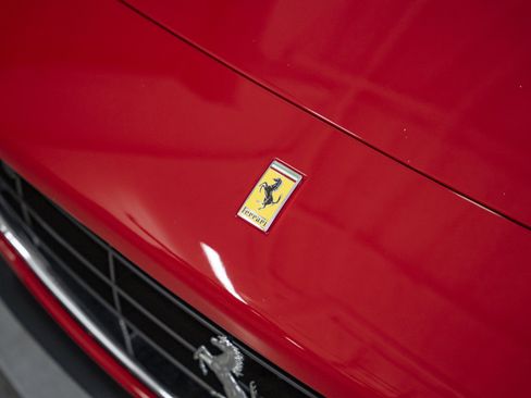 Used 2014 Ferrari California RWD image 16