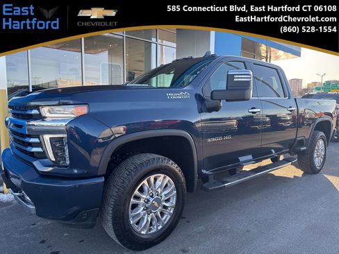 Used 2022 Chevrolet Silverado 3500 High Country image 1