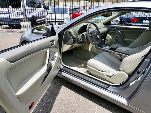 Used 2004 INFINITI G35 Coupe w/ Premium Pkg RWD image 31