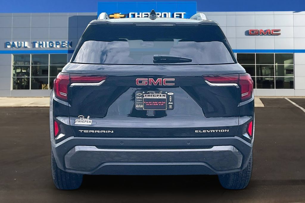 New 2027 GMC Terrain Elevation w/ Elevation Premium Package FWD image 4