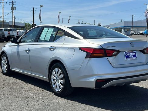 Used 2024 Nissan Altima 2.5 S FWD image 7