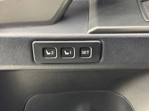 Used 2023 Lexus GX 460 Premium image 18