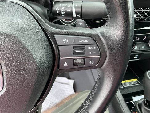 Used 2025 Honda Accord Sport image 29