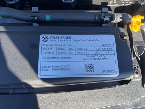 Used 2024 Volkswagen GTI SE image 32