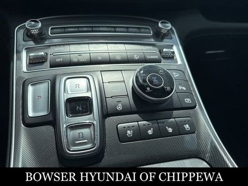 Used 2023 Hyundai Santa Fe Limited AWD/4WD image 9