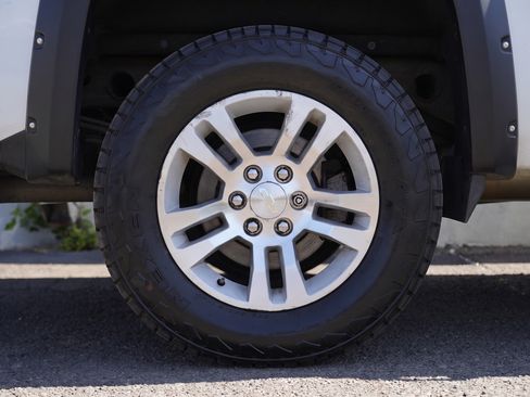 Used 2016 Chevrolet Silverado 1500 LT w/ All Star Edition AWD/4WD image 12
