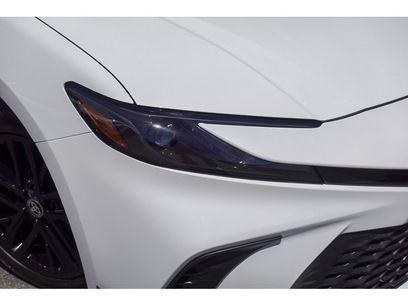 Used 2025 Toyota Camry SE w/ Convenience Package