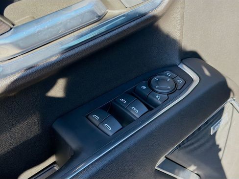 Used 2022 Chevrolet Silverado 1500 LTZ w/ LTZ Premium Package image 23