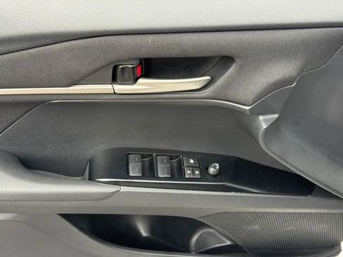 Used 2025 Toyota Camry LE image 15