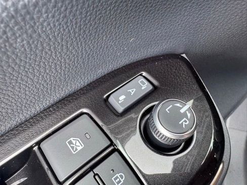 New 2026 Toyota Crown XLE image 17