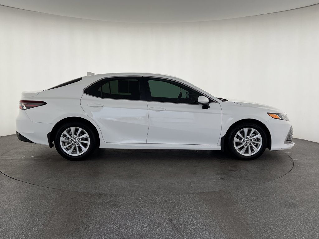 Used 2024 Toyota Camry LE AWD/4WD image 2
