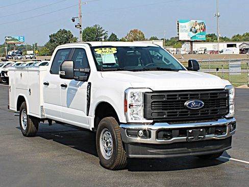 Used 2026 Ford F250 XL w/ XL Chrome Package AWD/4WD image 3