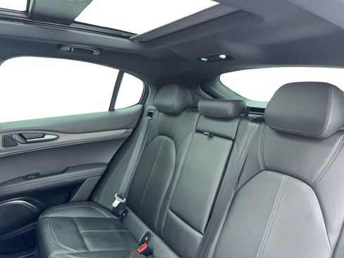 Used 2022 Alfa Romeo Stelvio Ti image 35