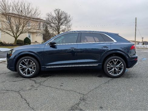 Used 2024 Audi Q8 Prestige AWD/4WD image 9