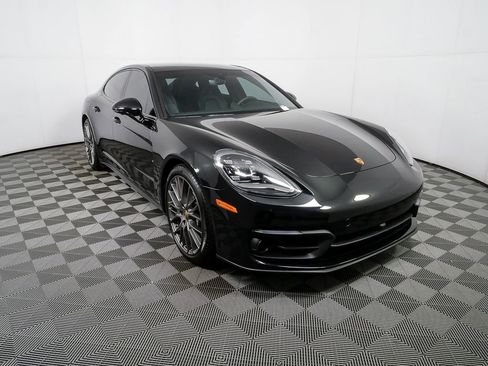 Certified 2023 Porsche Panamera Platinum Edition image 29