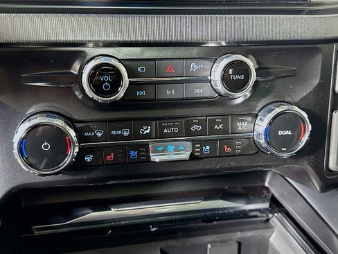 Used 2026 Ford F450 Platinum w/ FX4 Off-Road Package image 30