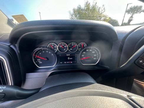 Used 2021 Chevrolet Silverado 1500 RST AWD/4WD image 19