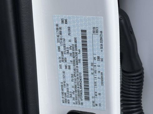 Used 2024 Ford F150 XLT w/ Equipment Group 302A MID image 31