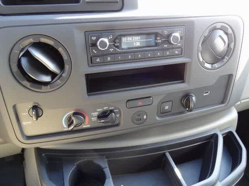 New 2024 Ford E-450 and Econoline 450 Super Duty image 13