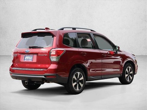 Used 2018 Subaru Forester 2.5i Premium AWD/4WD image 5