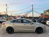 Used 2015 Ford Fusion SE w/ Equipment Group 202A image 4