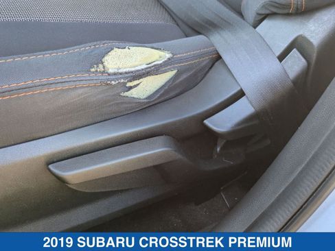 Used 2019 Subaru Crosstrek 2.0i Premium w/ Eyesight System image 27