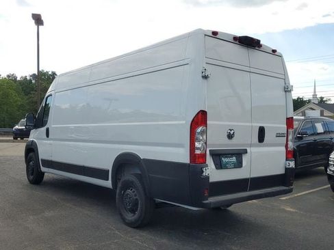 New 2024 RAM ProMaster 3500 w/ Premium Convenience Group image 4