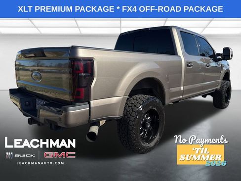 Used 2018 Ford F250 XLT w/ XLT Premium Package image 3