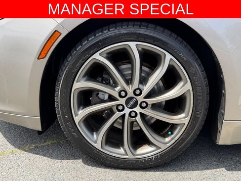 Used 2019 Lincoln MKZ Reserve w/ Reserve Plus Package AWD/4WD image 10
