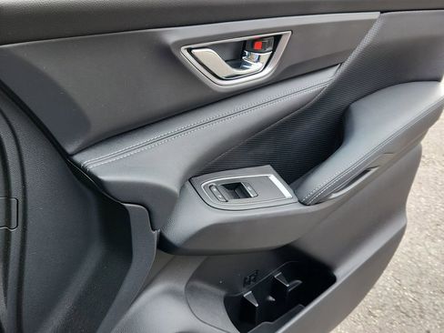 Used 2023 Subaru Ascent Limited image 16