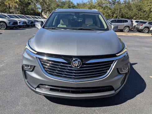 Used 2023 Buick Enclave Essence w/ Experience Buick Package image 9