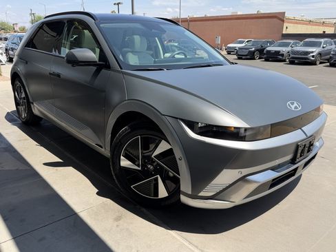 Used 2025 Hyundai Ioniq 5 Limited RWD image 6