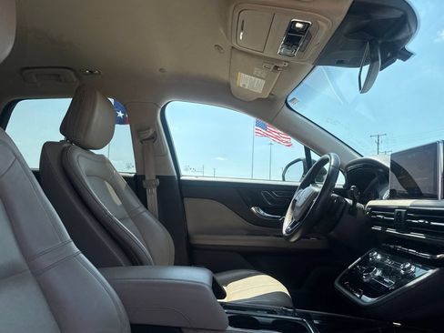 Used 2020 Lincoln Corsair FWD image 28