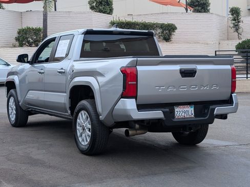 Used 2026 Toyota Tacoma SR5 RWD image 12