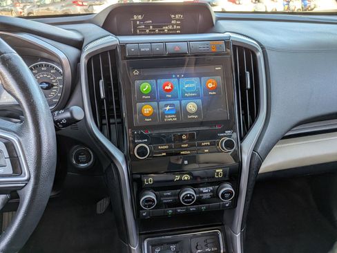 Certified 2022 Subaru Ascent Limited w/ Technology Package image 19