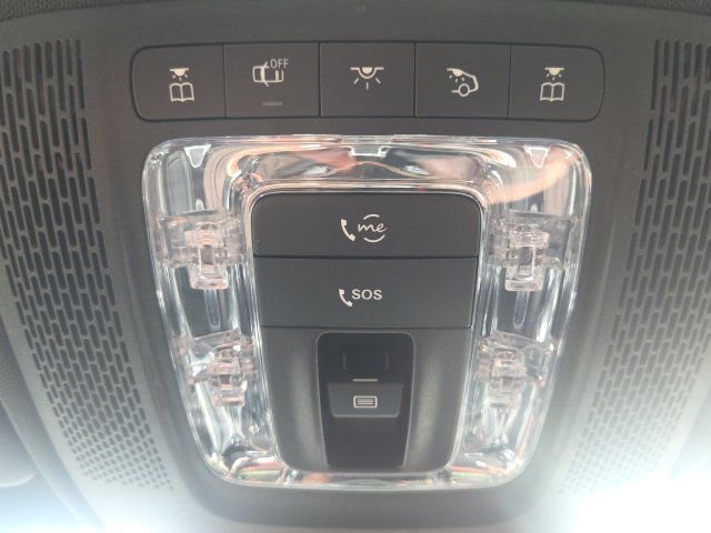 Used 2025 Mercedes-Benz CLA 250 4MATIC image 24