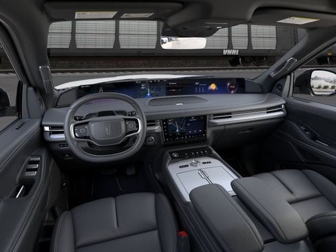 New 2026 Lincoln Navigator L Reserve AWD/4WD image 9
