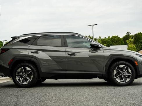 Used 2025 Hyundai Tucson SEL FWD image 7