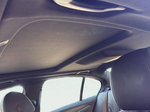 Used 2023 BMW 530i w/ Convenience Package image 14