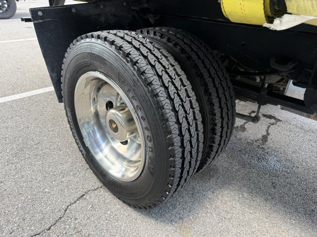 Used 2021 Ford F550 2WD Regular Cab Super Duty image 8