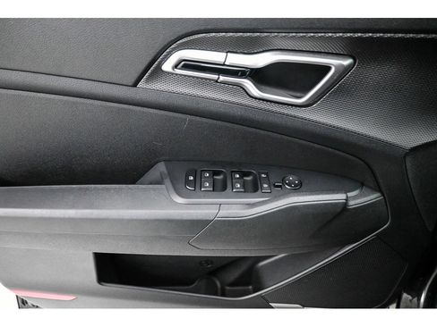 Certified 2023 Kia Sportage LX AWD/4WD image 10